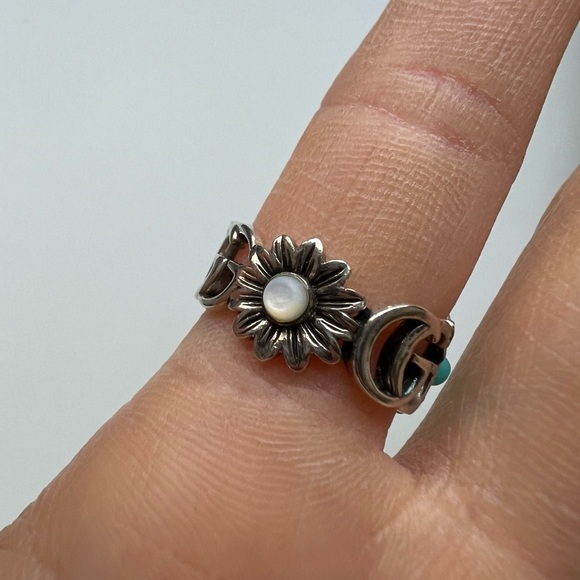 Gucci Double G Mother of Pearl Ring Size 14/US 6.75 - Picture 6 of 12